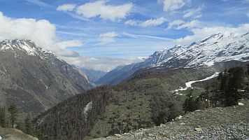 Mit einem KLICK aufs Bild vergrssert es sich. Mit F11 macht man es noch grsser. Mit dem grossen Bild wird gleichzeitig eine SLIDE-SHOW zur Verfgung gestellt. Es geht VOR oder ZURCK in dem man RECHTS oder LINKS auf das grosse Bild klickt. Beendet wird die Gross-Darstellung durch KLICK in den abgedunkelten Bereich oder auf (x).