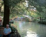 Die Attraktion von San Antonio: Der RIVERWALK.
Klick zwecks Vergrösserung aufs Bild. Danach mit (x) Bild schliessen.